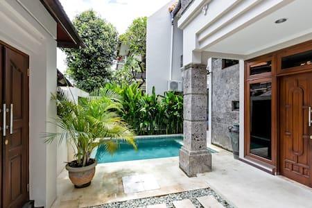 Tiah Villa Kuta Lombok